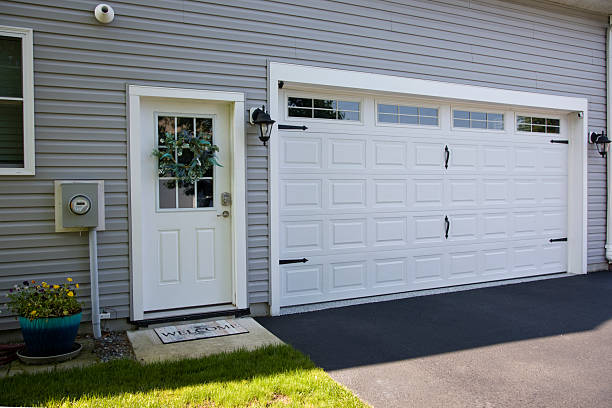 24/7 Emergency Garage Door Roller Replacement experts in Des Arc, AR